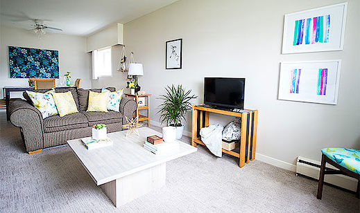 Hartley+Manor+Apartments+living2 Prince George 2 bedrooms Apartment for rent. Property photo: 330939-2