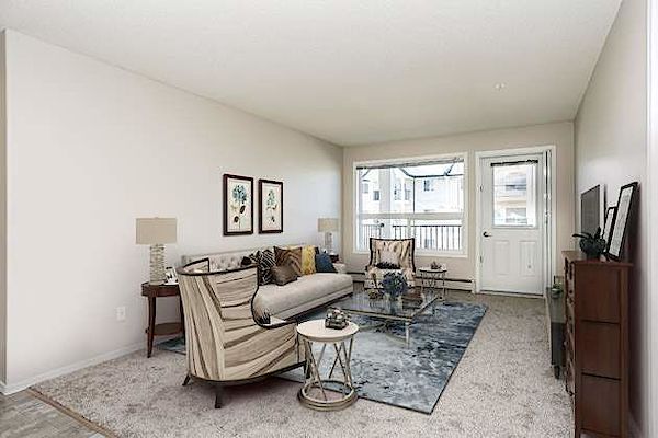 Providence+Apartments+livingroom Edmonton 1 bedroom Apartment for rent. Property photo: 330962-2