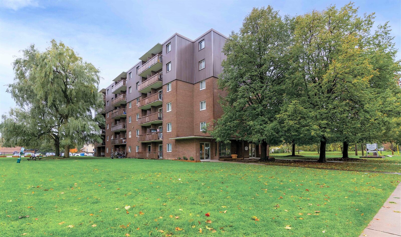 61814f1d148c4+jpg Guelph 2 bedrooms Apartment for rent. Property photo: 331066-1