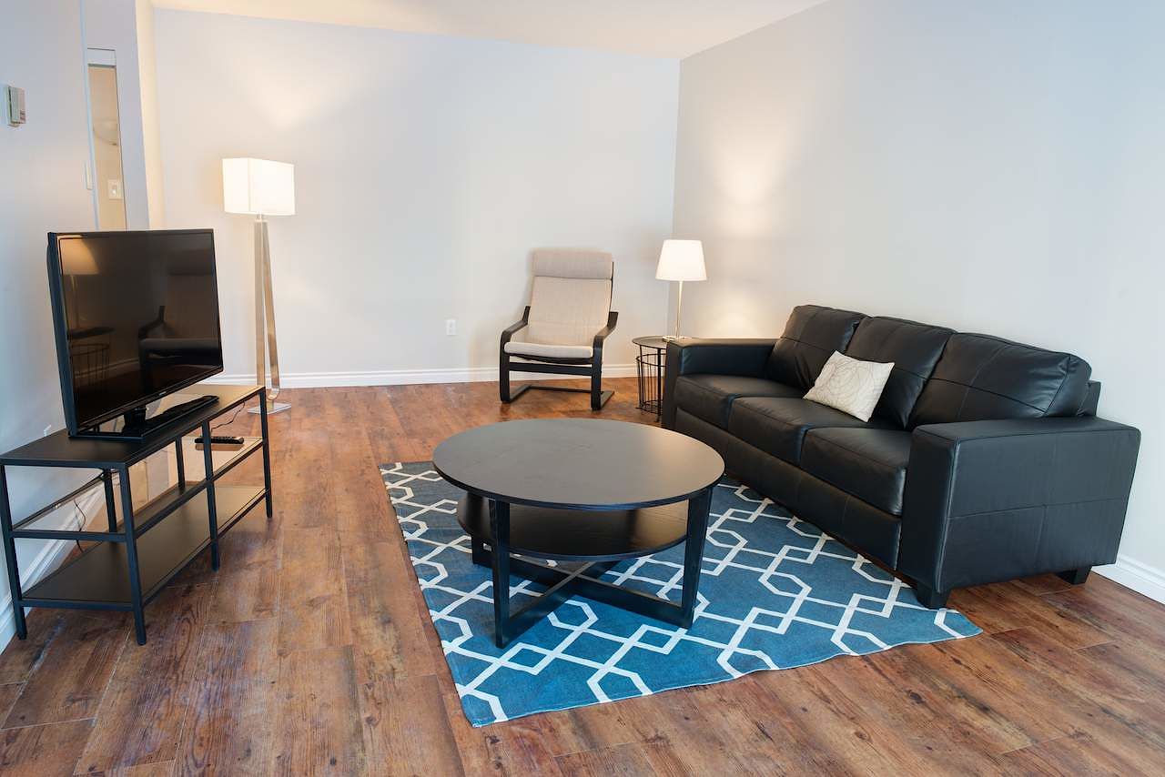 Fort McMurray 3 bedrooms Apartment for rent. Property photo: 331603-1