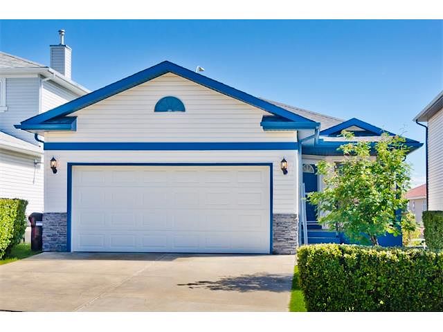 Calgary 2 bedrooms Basement for rent. Property photo: 332783-1