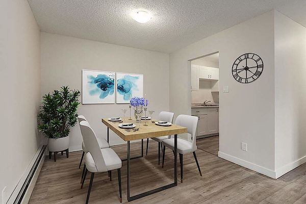 Brooks bachelor bedrooms Apartment for rent. Property photo: 334175-3