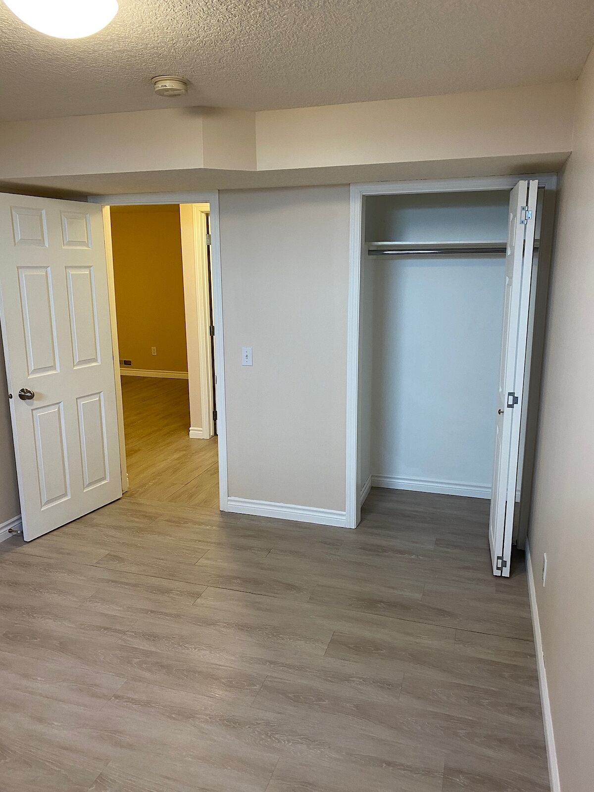 Calgary 2 bedrooms Basement for rent. Property photo: 335667-1