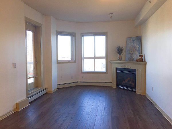 Calgary 2 bedrooms Condo Unit for rent. Property photo: 340218-2