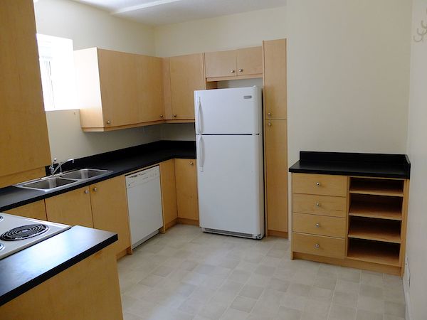 Calgary 2 + Den bedrooms Basement for rent. Property photo: 341325-2