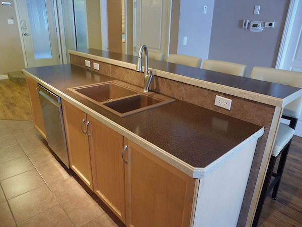 Edmonton 2 bedrooms Condo Unit for rent. Property photo: 347352-2