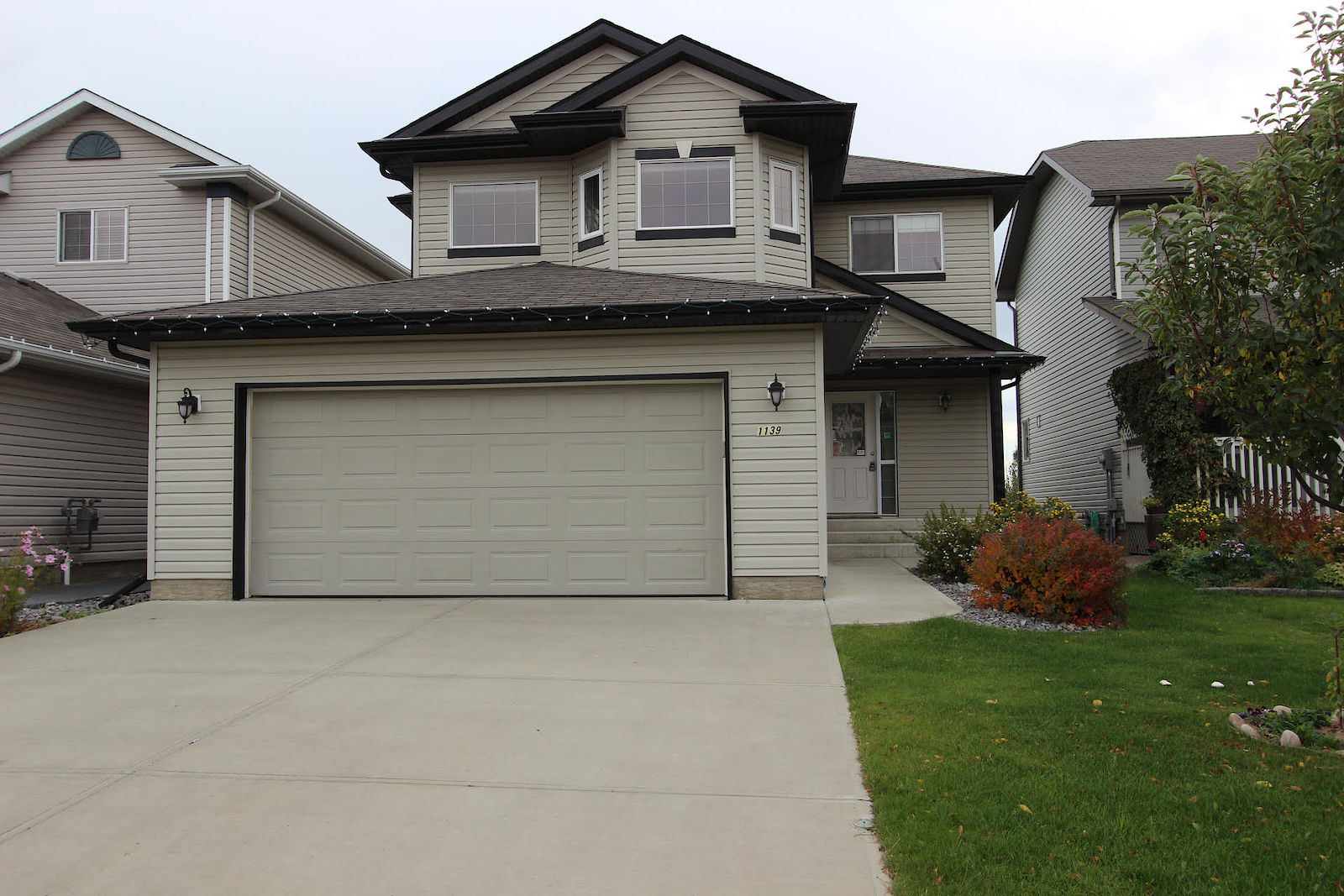 Edmonton 3 bedrooms House for rent. Property photo: 348676-1