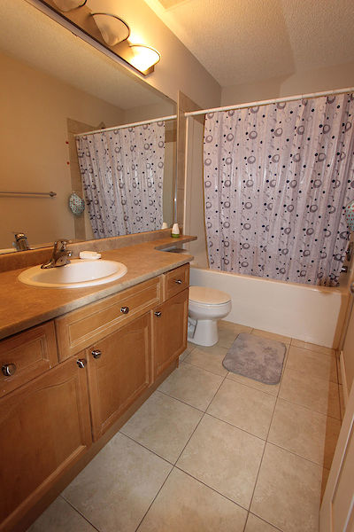 Edmonton 3 bedrooms House for rent. Property photo: 348676-3