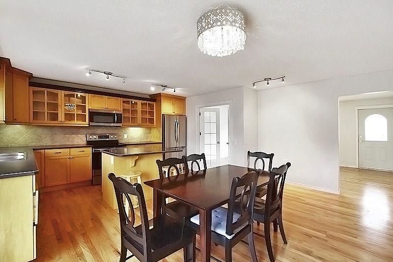 Calgary 4 bedrooms Main Floor for rent. Property photo: 350026-1