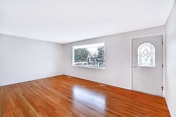 Calgary 4 bedrooms Main Floor for rent. Property photo: 350026-3