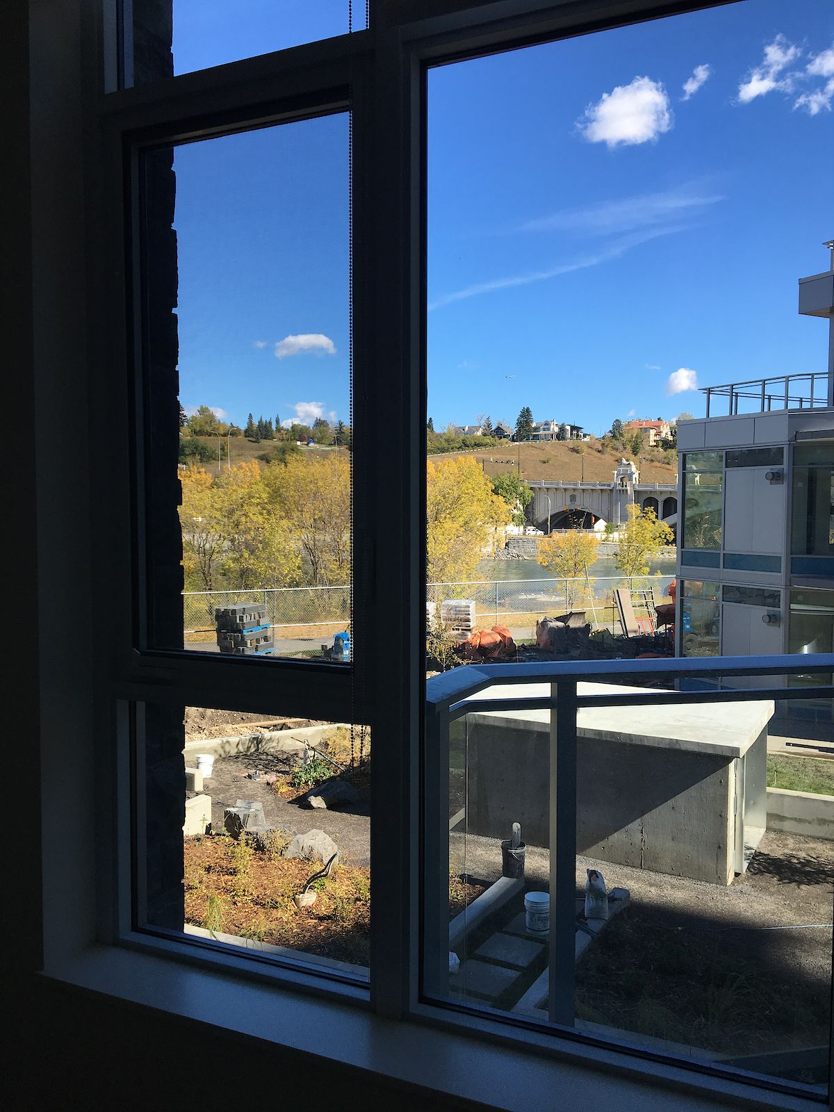 Calgary 1 bedroom Condo Unit for rent. Property photo: 354243-1