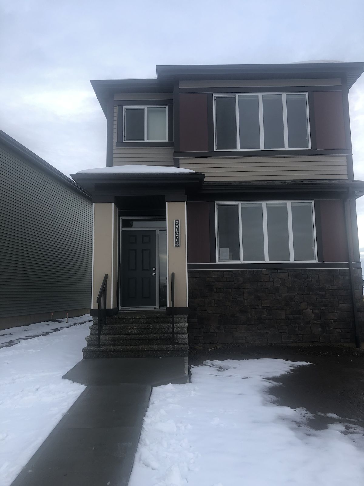 Edmonton 3 bedrooms House for rent. Property photo: 354384-1