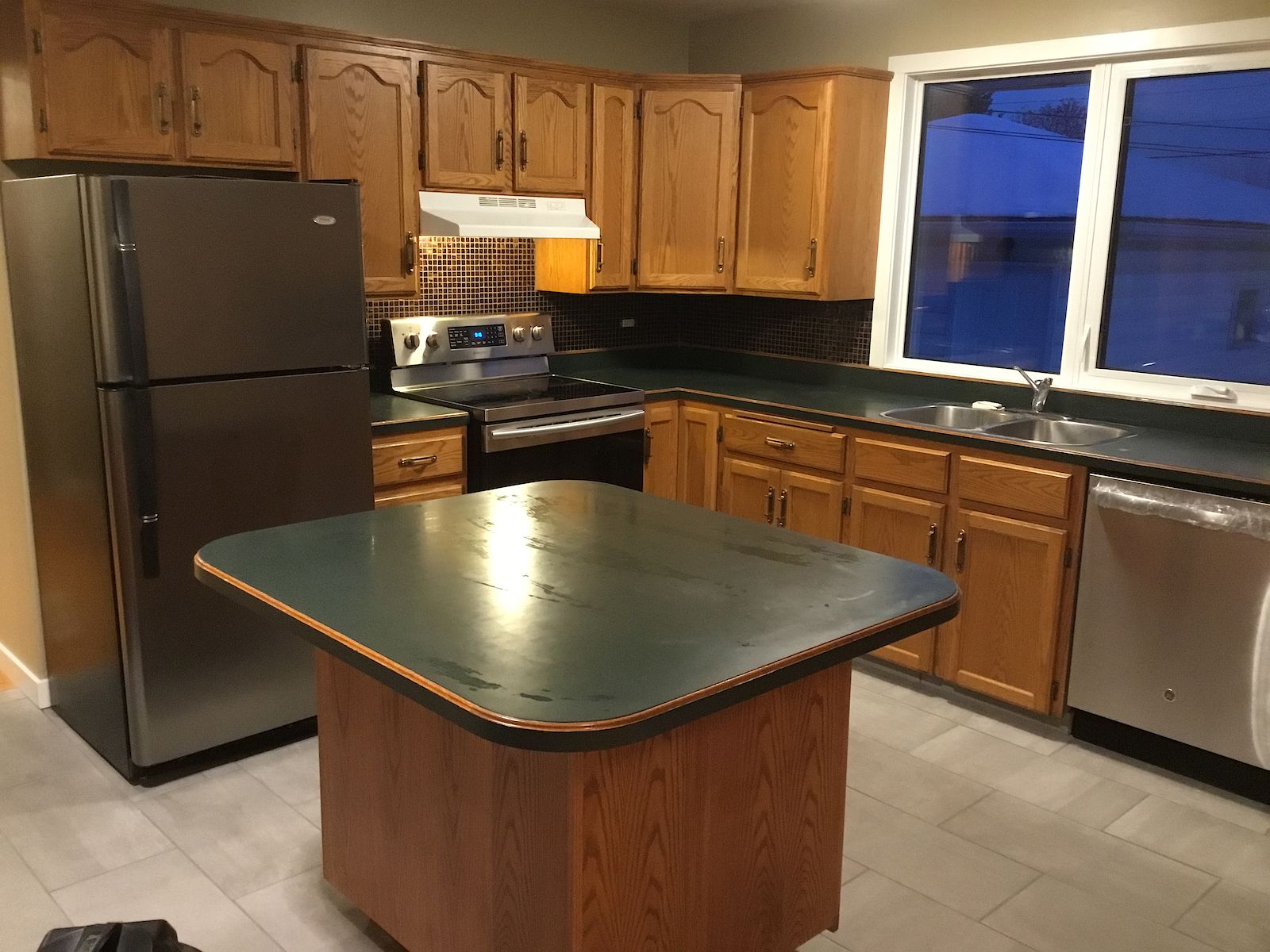 Calgary 4 + Den bedrooms House for rent. Property photo: 355024-1