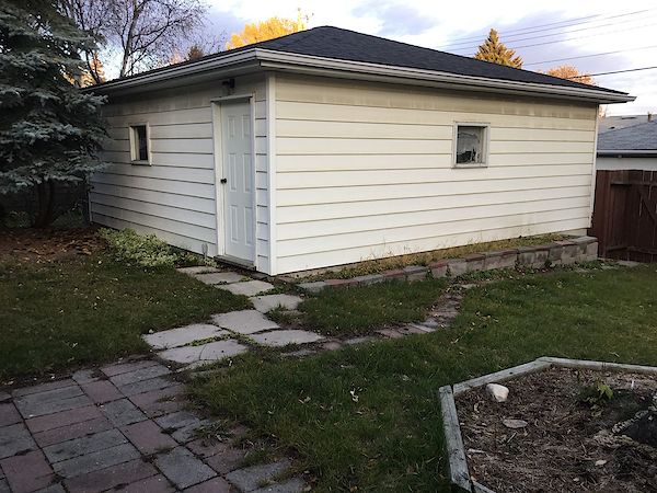Calgary 4 + Den bedrooms House for rent. Property photo: 355024-2