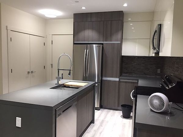 Calgary 1 bedroom Condo Unit for rent. Property photo: 355605-2