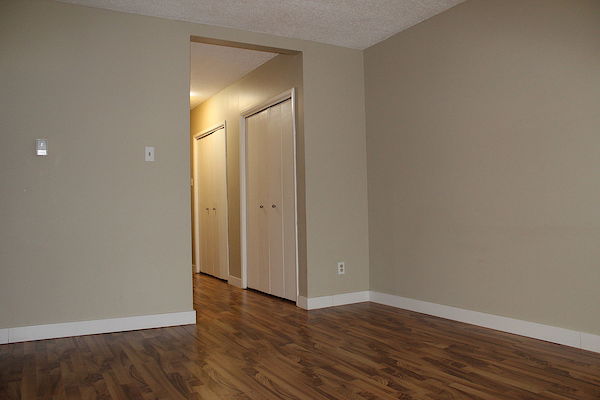 +Nessa+Manor+Living+Room Calgary 1 bedroom Apartment for rent. Property photo: 355715-3