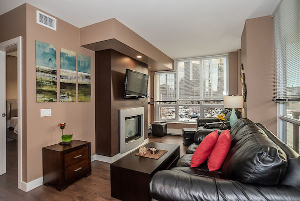 Calgary 2 bedrooms Condo Unit for rent. Property photo: 356269-2