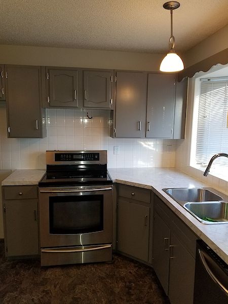 Calgary 3 bedrooms House for rent. Property photo: 359071-3