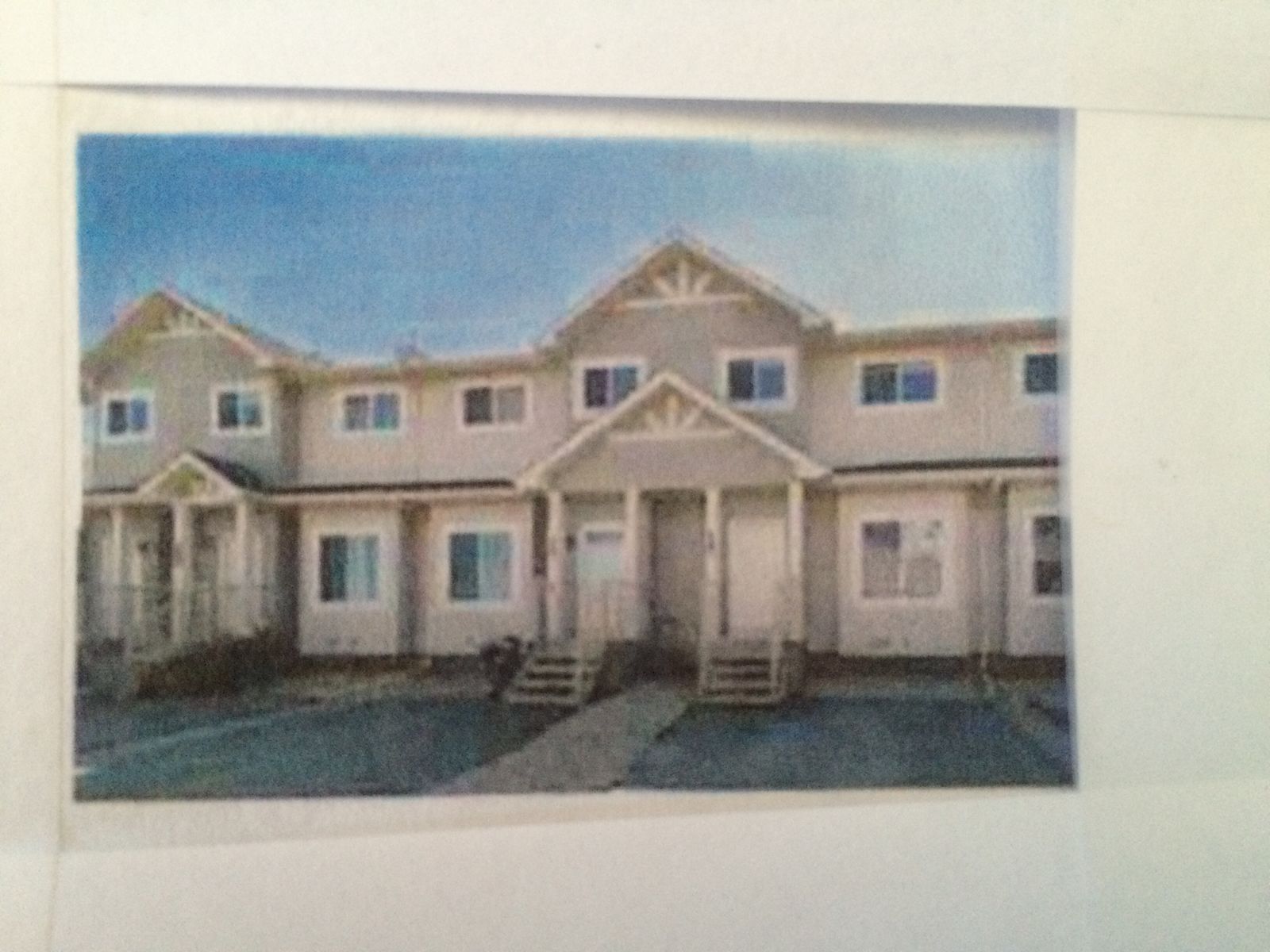Strathmore 3 bedrooms Townhouse for rent. Property photo: 359078-1