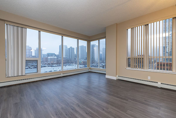 Calgary 2 bedrooms Condo Unit for rent. Property photo: 360394-2