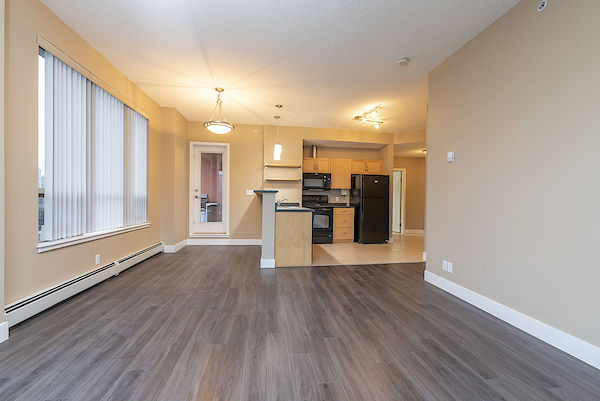 Calgary 2 bedrooms Condo Unit for rent. Property photo: 360394-3
