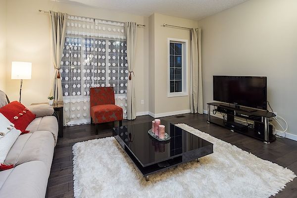 Calgary 2 + Den bedrooms Townhouse for rent. Property photo: 361019-3