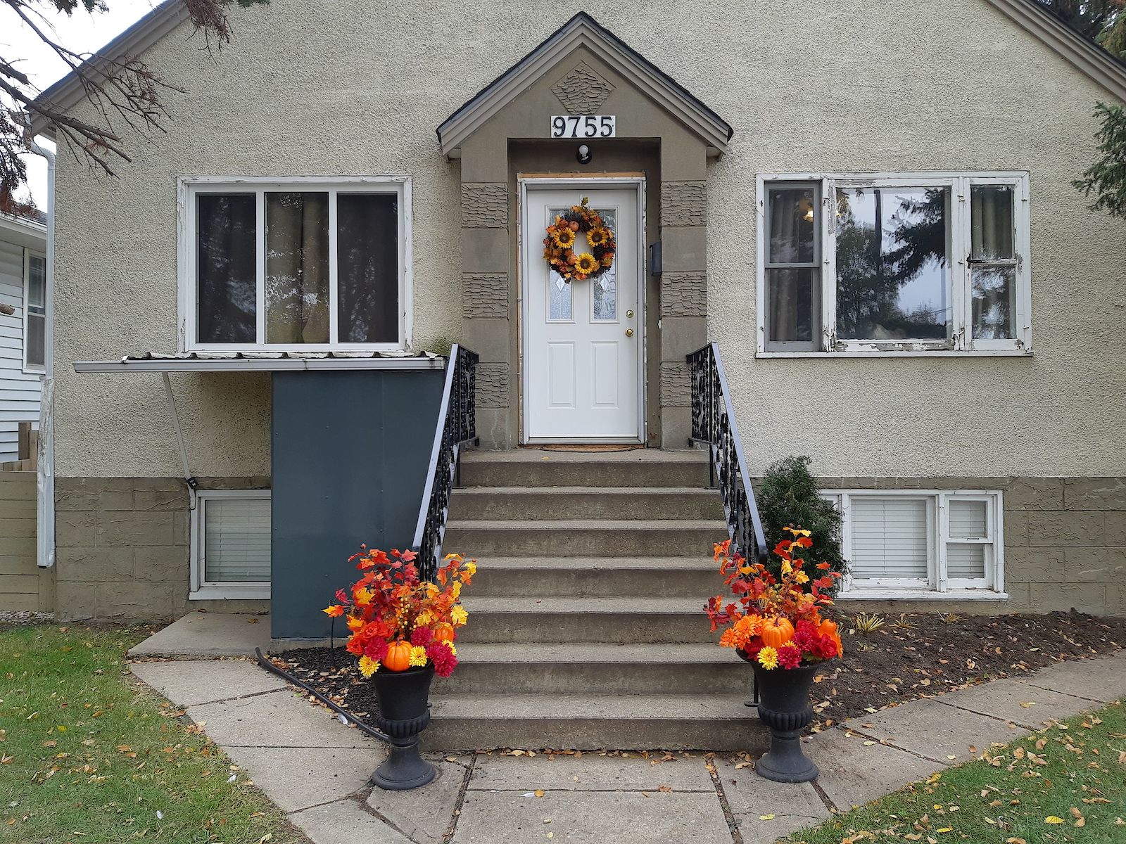 Edmonton 2 bedrooms Basement for rent. Property photo: 361508-1