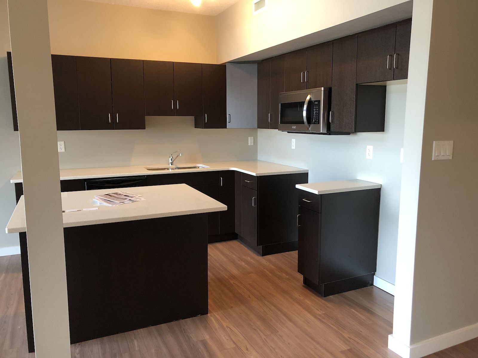 Edmonton Condo Unit For Rent | Queen Mary Park | Penthouse unit - Near Grant
