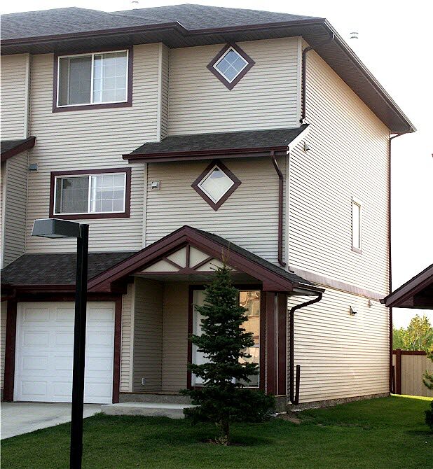Fort McMurray 4 bedrooms Townhouse for rent. Property photo: 363858-1