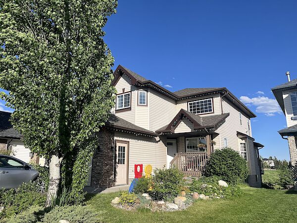 Calgary 5 bedrooms House for rent. Property photo: 365543-2