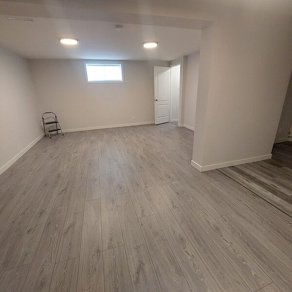Calgary 2 + Den bedrooms Basement for rent. Property photo: 36776-3