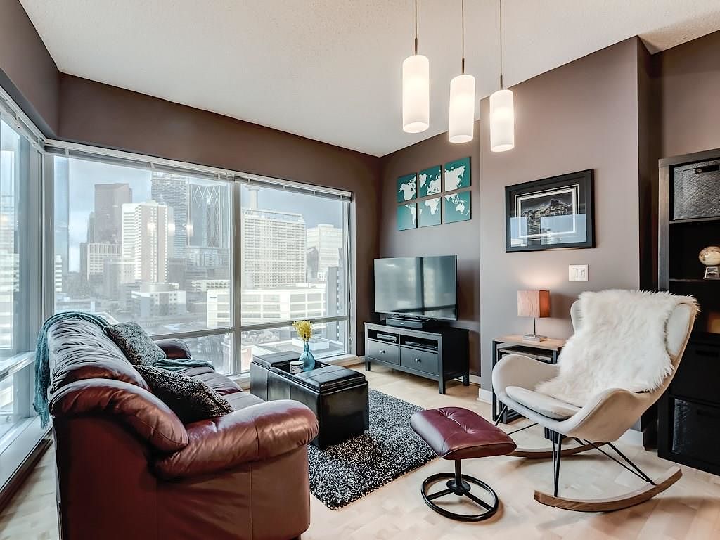 Calgary 1 bedroom Condo Unit for rent. Property photo: 369404-1