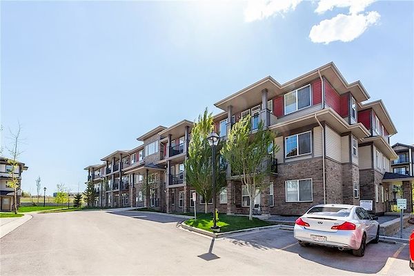 Calgary 2 bedrooms Condo Unit for rent. Property photo: 370413-2