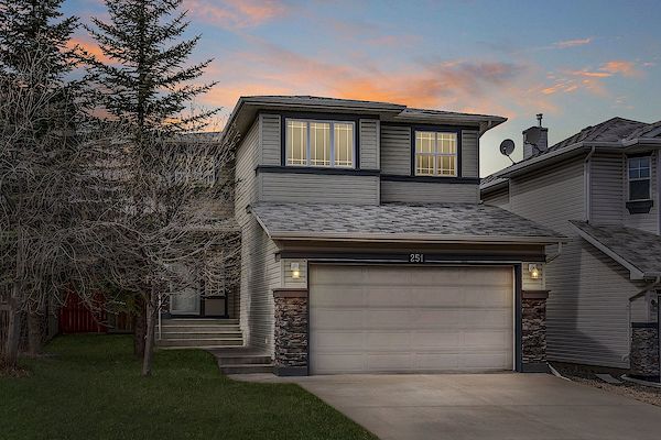 Calgary 3 + Den bedrooms House for rent. Property photo: 371856-2