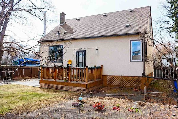 Edmonton 4 bedrooms House for rent. Property photo: 372827-2