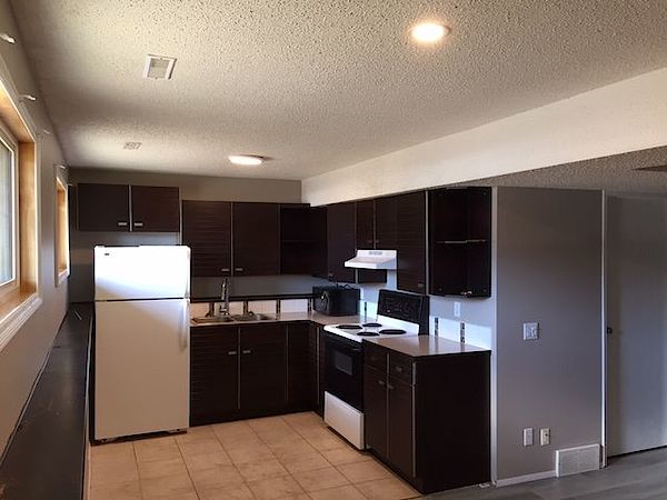 Calgary 2 bedrooms Basement for rent. Property photo: 373579-2