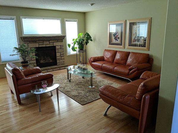 Calgary 3 bedrooms House for rent. Property photo: 374657-2