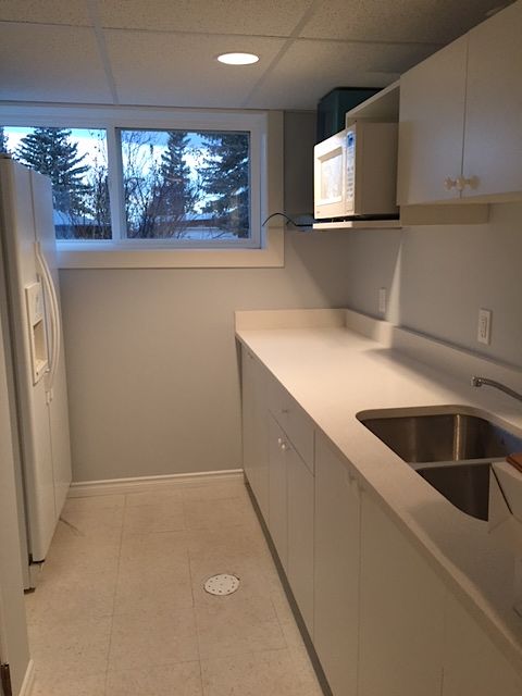 Calgary 1 bedroom Room For Rent for rent. Property photo: 374778-1