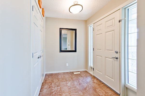 Calgary 3 + Den bedrooms House for rent. Property photo: 375652-3
