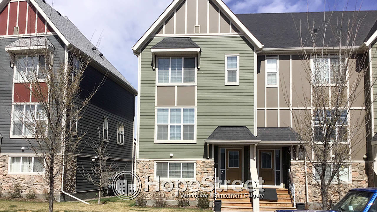 Calgary 3 + Den bedrooms Townhouse for rent. Property photo: 376480-1