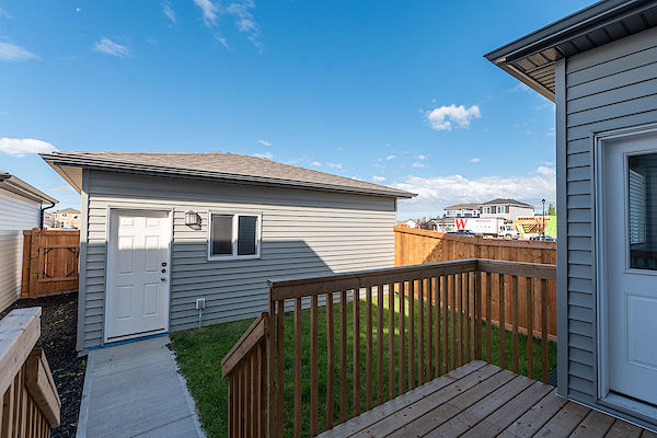 Leduc 3 + Den bedrooms Main Floor for rent. Property photo: 377179-3