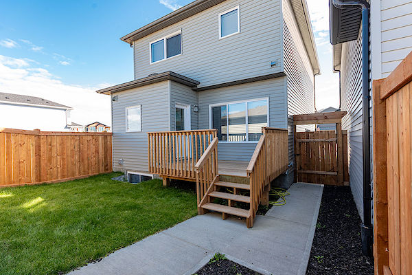 Leduc 3 + Den bedrooms Main Floor for rent. Property photo: 377179-2