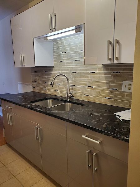 Edmonton 2 + Den bedrooms Condo Unit for rent. Property photo: 378469-3