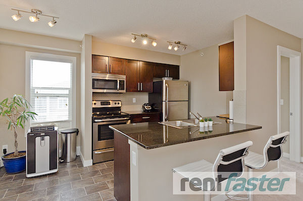 Calgary 2 bedrooms Condo Unit for rent. Property photo: 378753-2