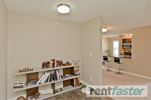 Calgary 2 bedrooms Condo Unit for rent. Property photo: 378753-3