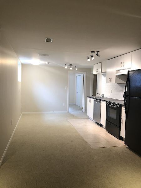 Calgary 1 bedroom Basement for rent. Property photo: 379232-2