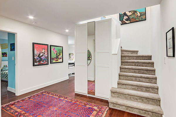 Calgary 3 + Den bedrooms Condo Unit for rent. Property photo: 380418-2
