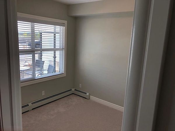 Calgary 1 bedroom Condo Unit for rent. Property photo: 381402-3