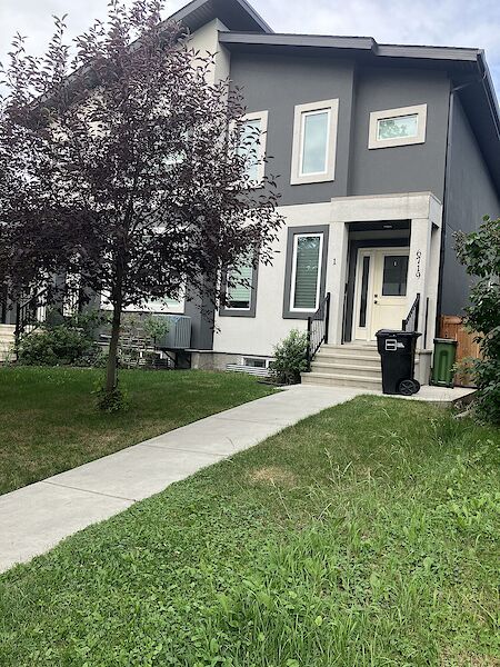 Edmonton 4 bedrooms Duplex for rent. Property photo: 383138-2