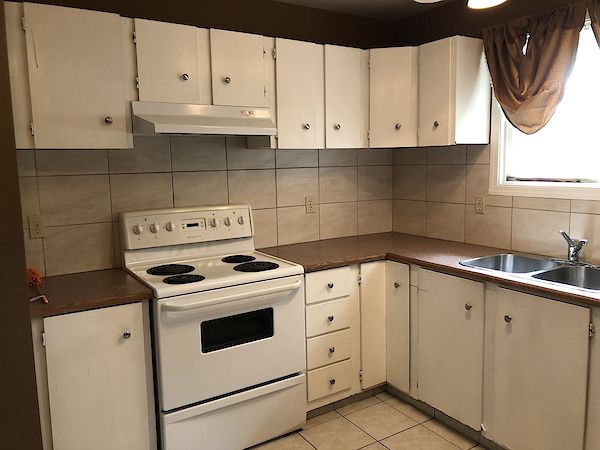 Edmonton 3 bedrooms Townhouse for rent. Property photo: 384016-3